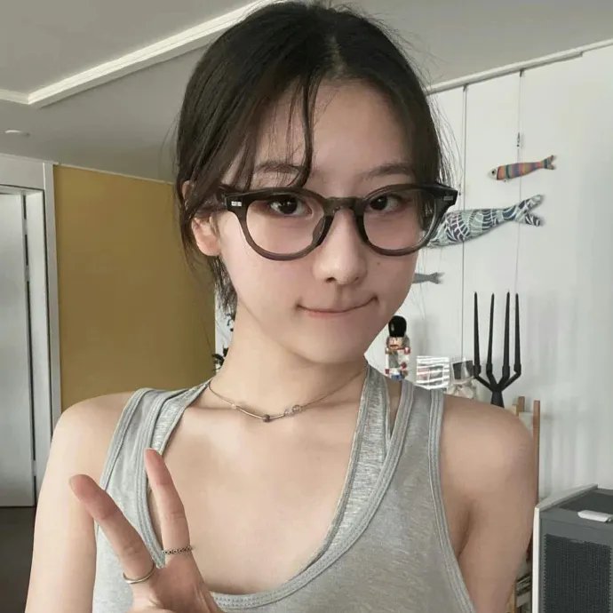 甜蜜的她·动态漫 海报